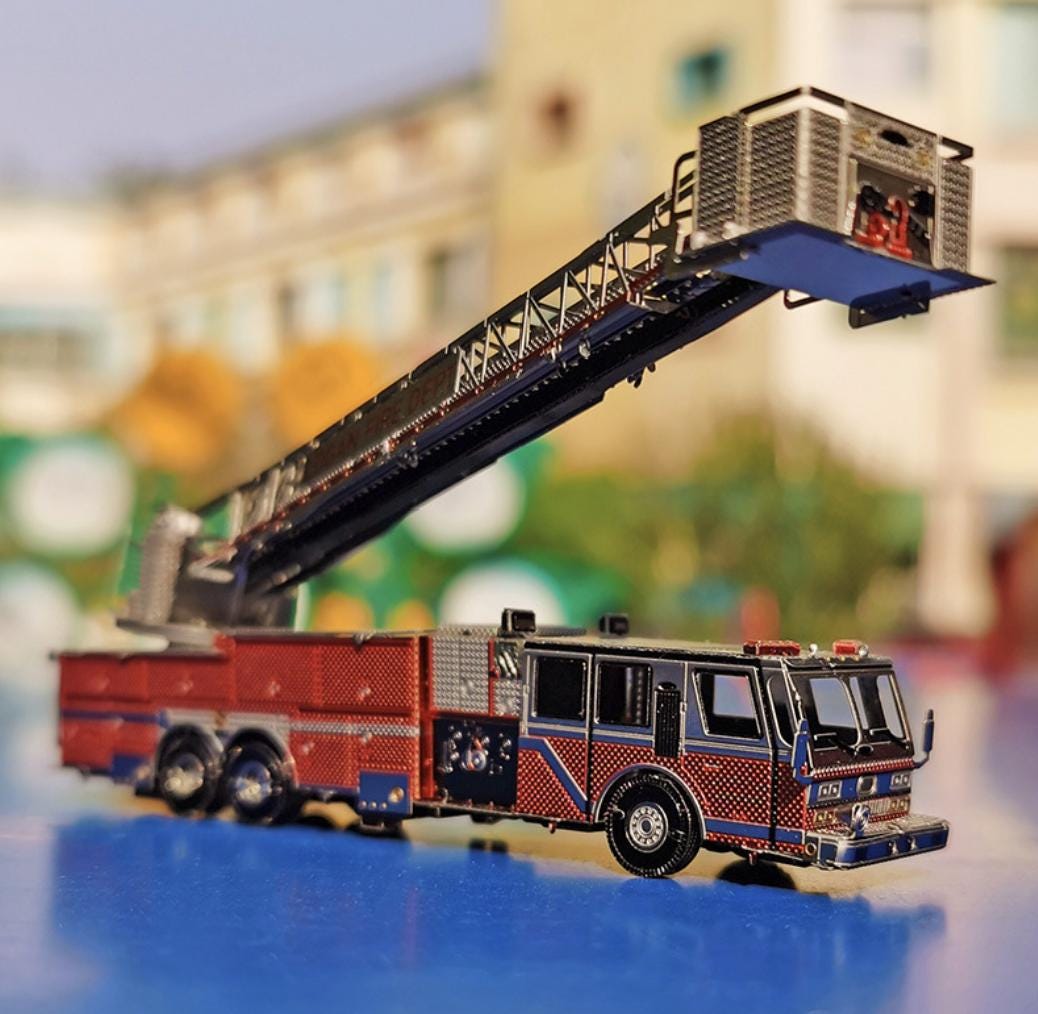 Turntable Ladder Fire truck Metal Model Kit 3D Puzzle Craft Gift Craft Kit Laser Cut Puzzles Jigsaw Hobby Gift for Fire Engine Lover