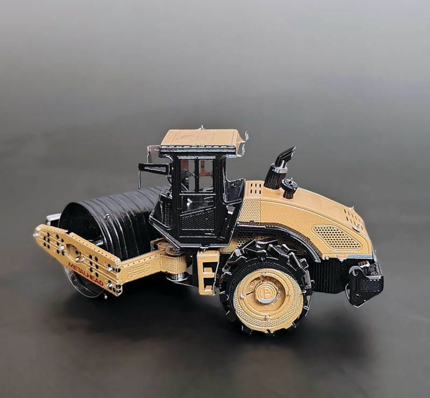 Road Roller Metal Model Kit – 3D Laser-Cut Puzzle for Construction Fans & DIY Hobbyists