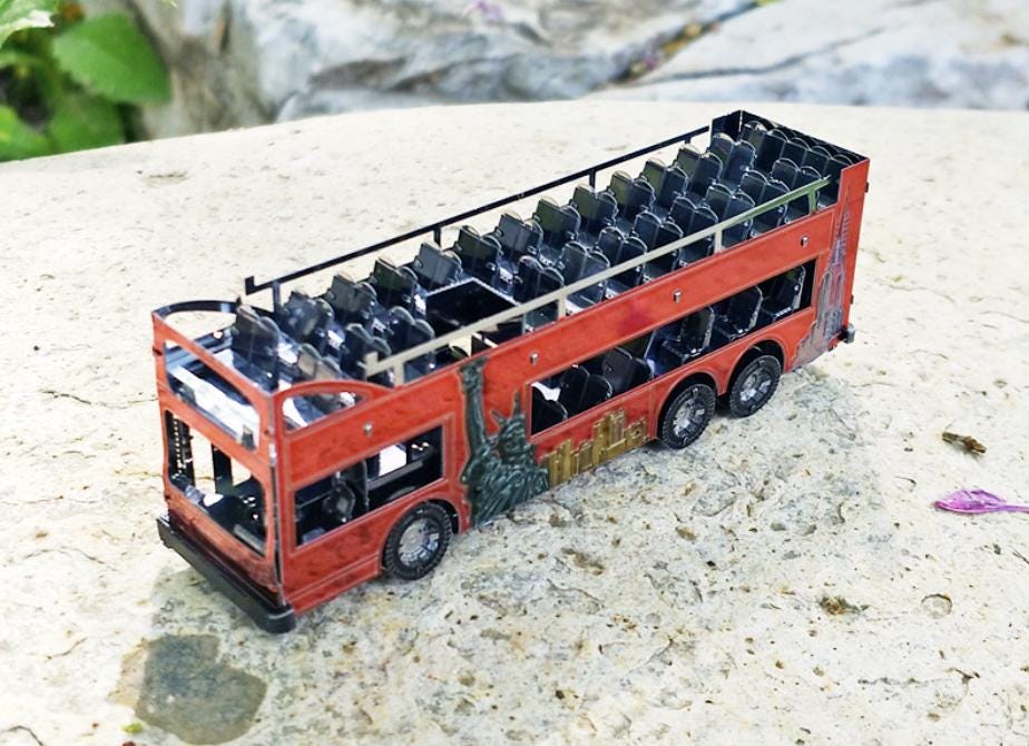 Big Apple New York Sightseeing Bus Metal Model Kit – 3D Laser-Cut Puzzle for NYC Lovers