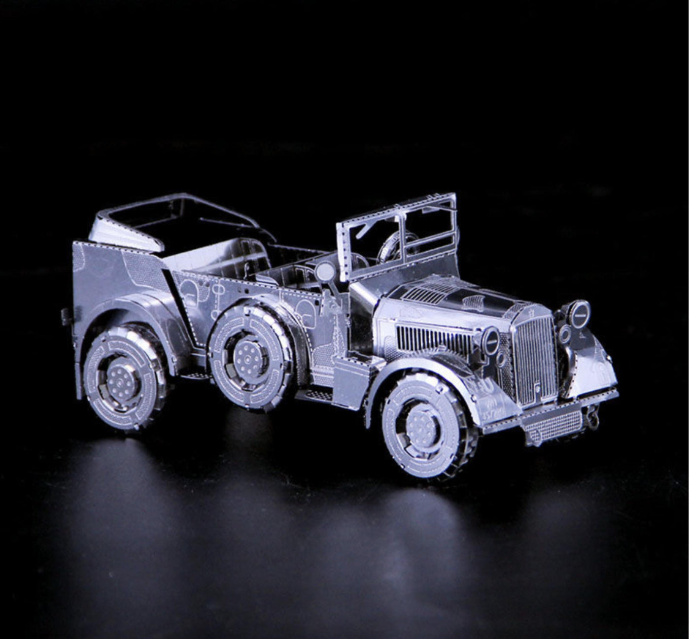 Armoured Personnel Carrier Metal Model Kit – 3D Laser Cut Puzzle Craft for Military Vehicle Lovers & Hobbyists