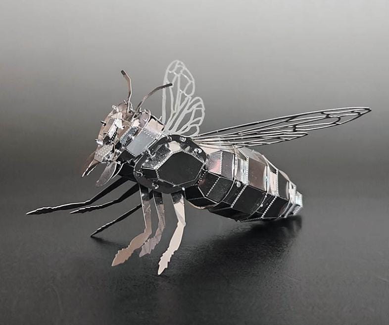 Wasp Metal Model Kit – 3D Puzzle Craft for Insect Lovers