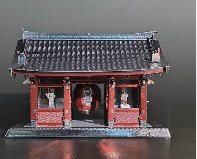 Kaminarimon "Thunder Gate" Metal Model Kit – 3D Laser-Cut Puzzle of Japanese Landmark | DIY Craft for Culture & Architecture Lovers