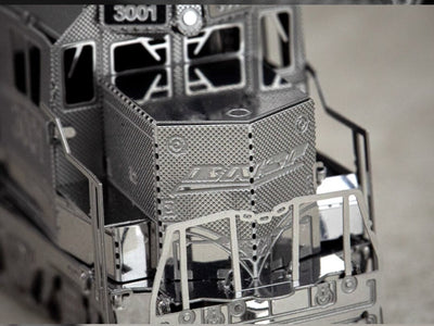 Armoured Train Metal Model Kit – 3D Laser-Cut Puzzle for Train Enthusiasts