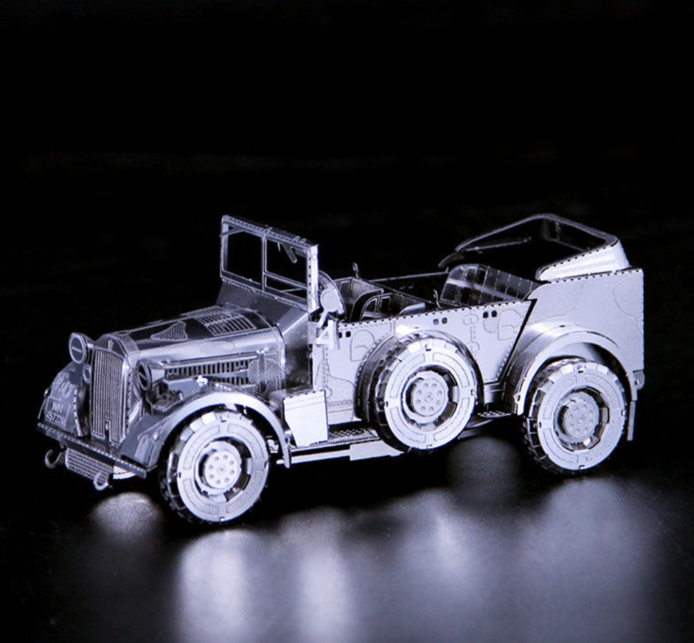 Armoured Personnel Carrier Metal Model Kit – 3D Laser Cut Puzzle Craft for Military Vehicle Lovers & Hobbyists